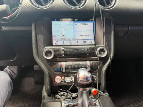 2017 Ford Mustang V6