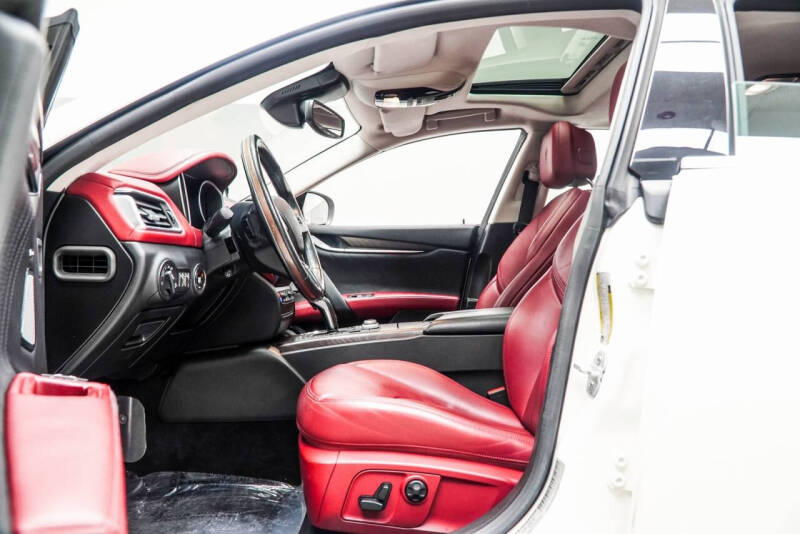 2019 Maserati Ghibli SQ4 GranLusso