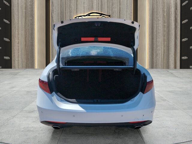 2017 Alfa Romeo Giulia Ti