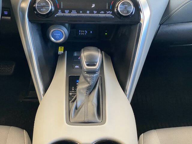 2021 Toyota Venza LE