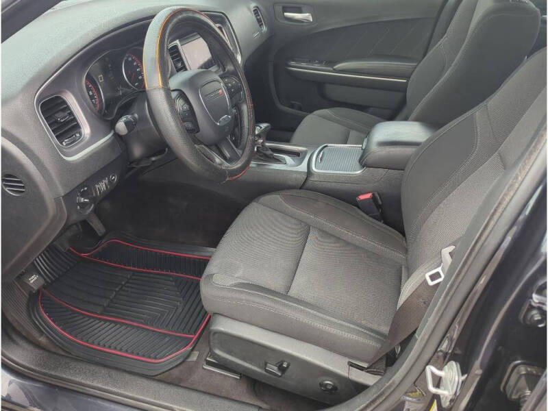 2019 Dodge Charger SXT