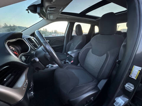 2016 Jeep Cherokee Latitude 75th Anniversary