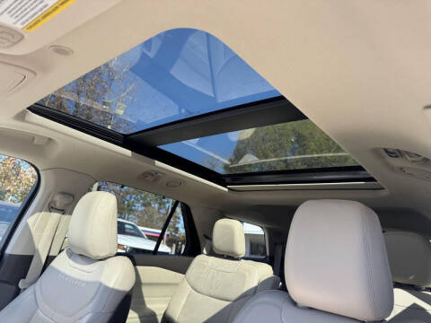 2020 Ford Explorer Platinum