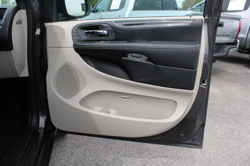 2016 Dodge Grand Caravan SE