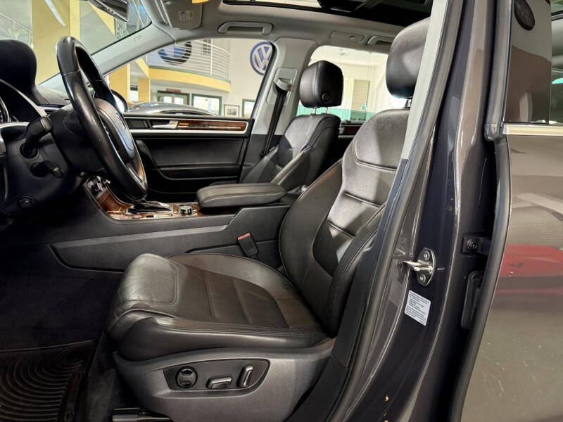 2012 Volkswagen Touareg