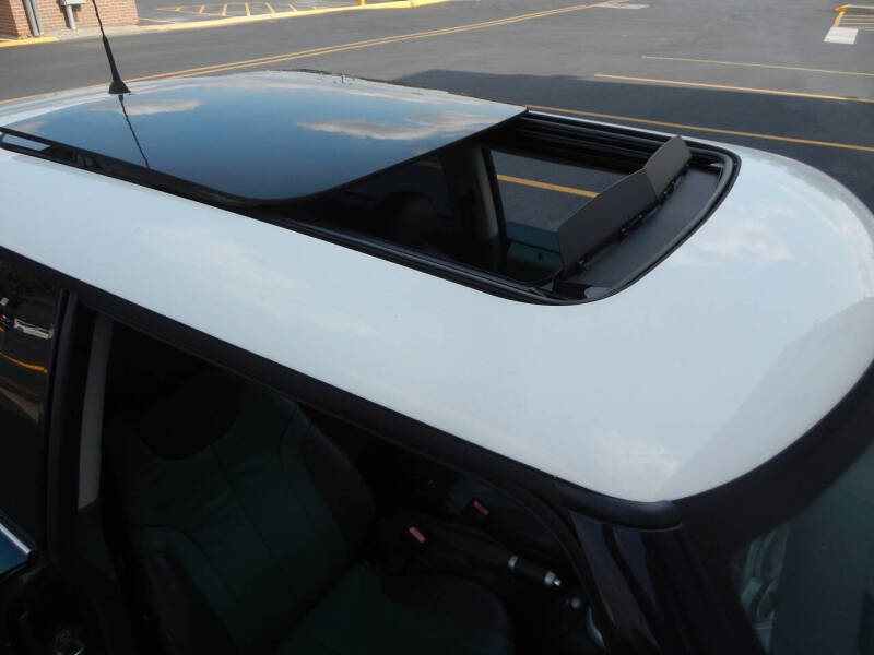 2004 MINI Cooper