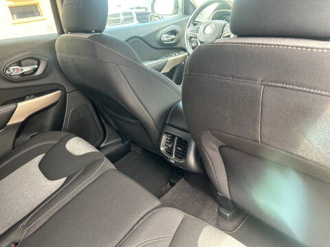 2018 Jeep Cherokee Latitude
