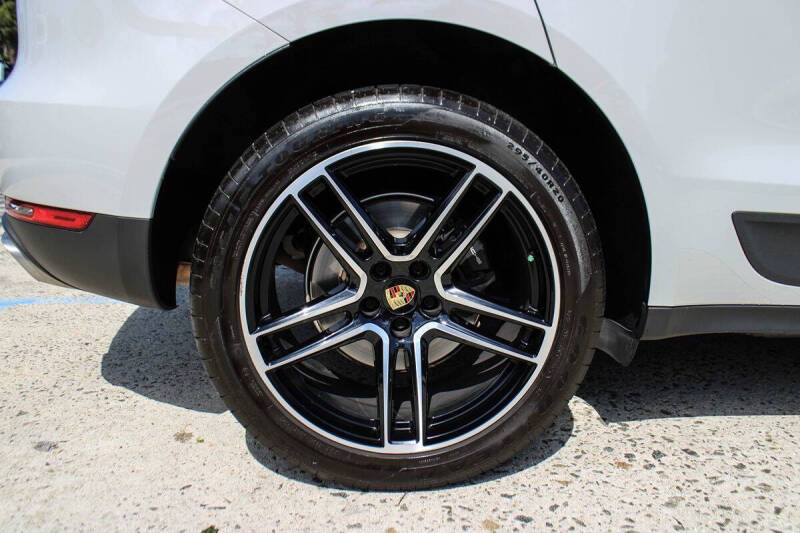 2021 Porsche Macan