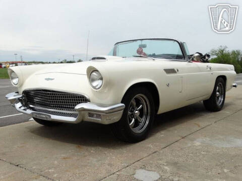 1956 Ford Thunderbird