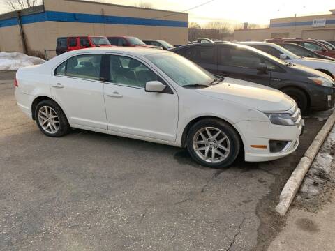 2012 Ford Fusion for sale at BEAR CREEK AUTO SALES in Rochester MN