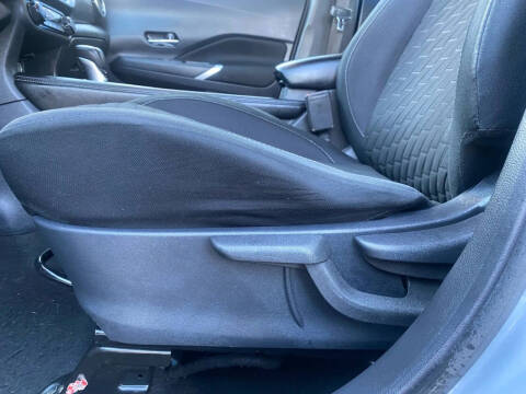 2021 Nissan Kicks SV