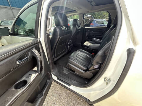 2015 GMC Acadia SLE-2