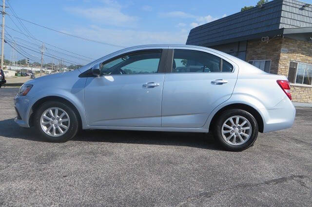 2017 Chevrolet Sonic LT Auto