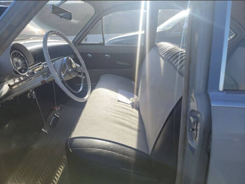 1953 Kaiser Manhattan