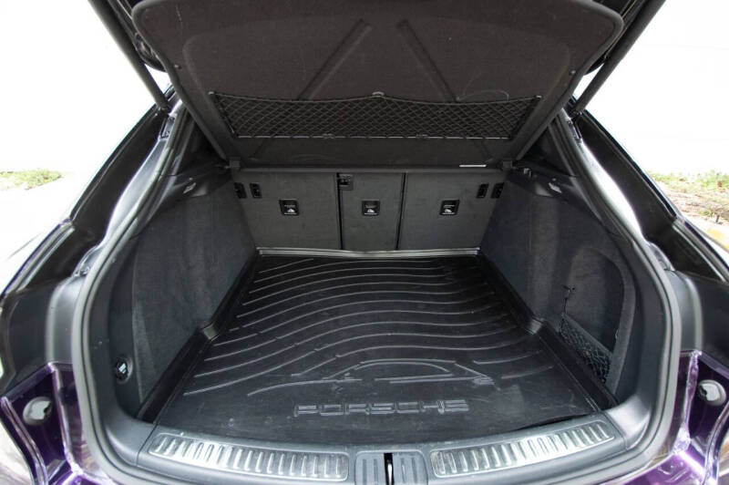 2021 Porsche Macan
