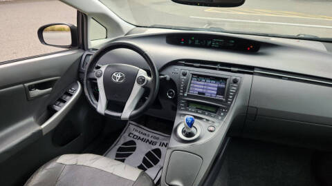 2010 Toyota Prius II
