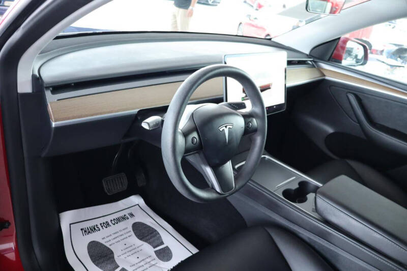 2023 Tesla Model Y Long Range