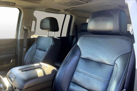 2017 GMC Yukon XL Denali