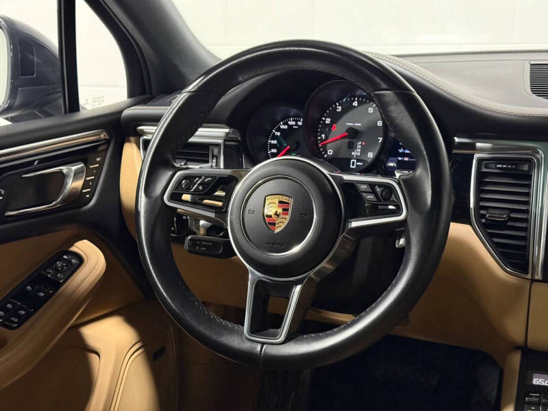 2018 Porsche Macan S