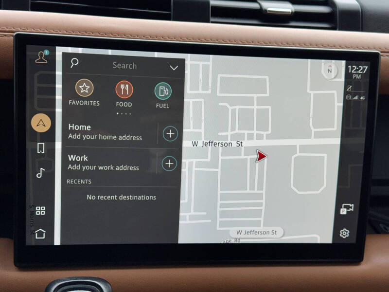 2023 Land Rover Defender 130 X-Dynamic SE