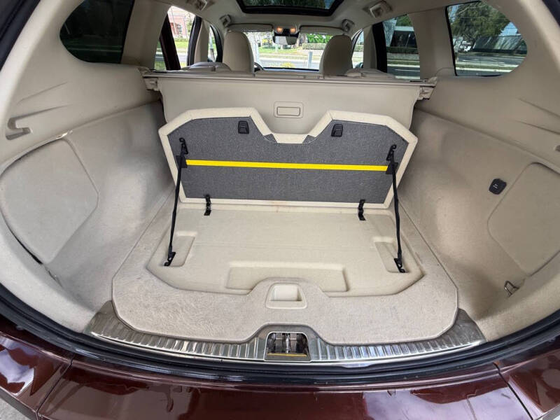 2016 Volvo XC60 T5 Drive-E Platinum