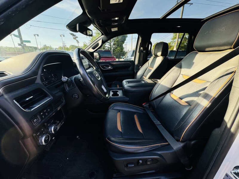 2023 GMC Yukon AT4