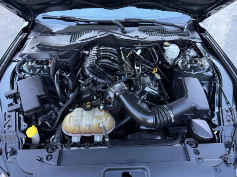 2015 Ford Mustang V6