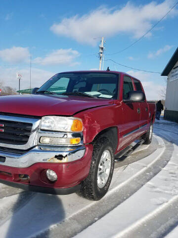 2006 GMC Sierra 1500 for sale at WESTSIDE GARAGE LLC in Keokuk IA