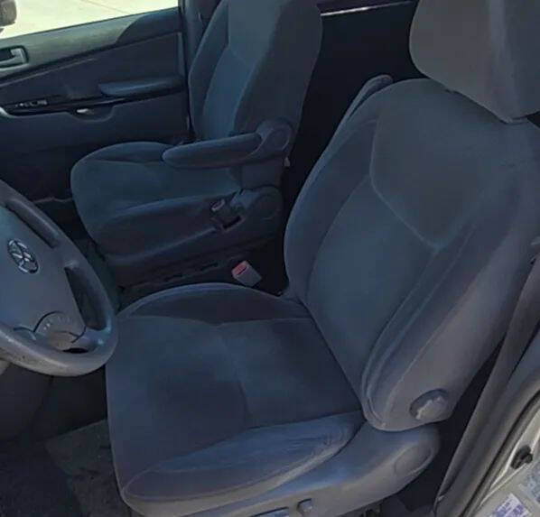 2004 Toyota Sienna