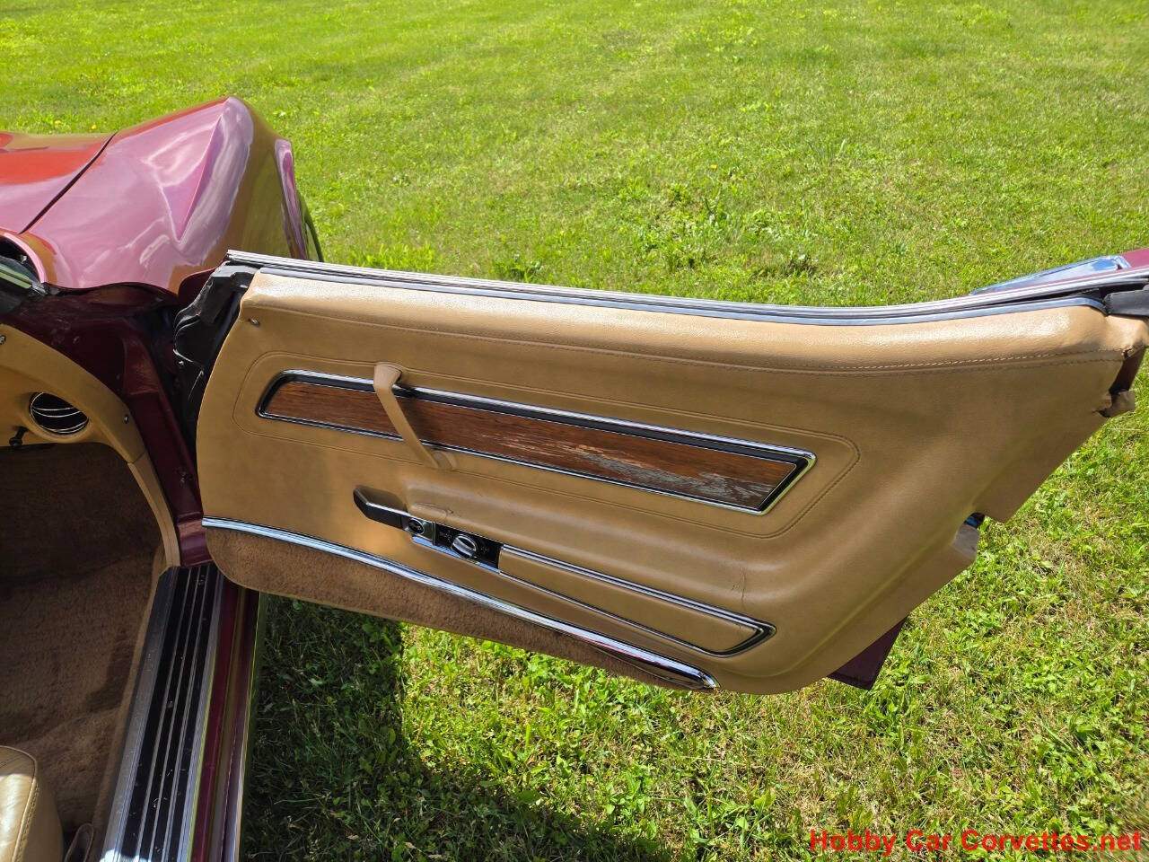 1973 Chevrolet Corvette 11