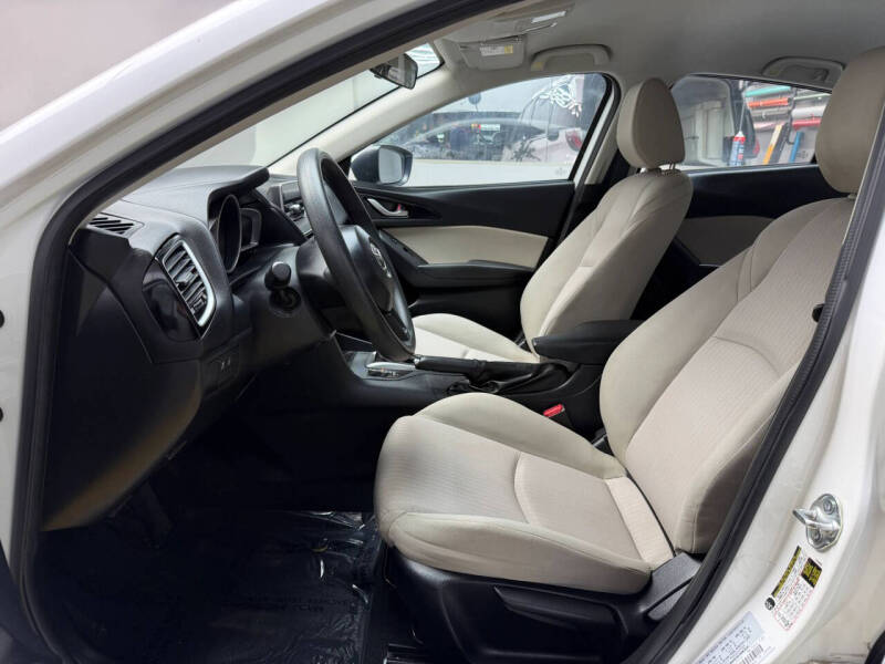 2014 Mazda MAZDA3 i Sport