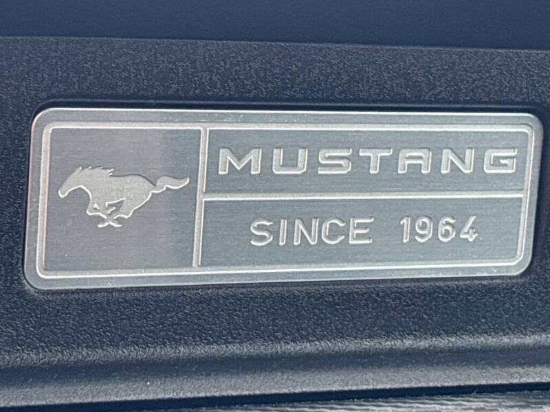 2016 Ford Mustang V6