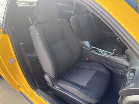 2017 Dodge Challenger SXT