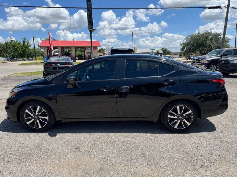 2021 Nissan Versa SV