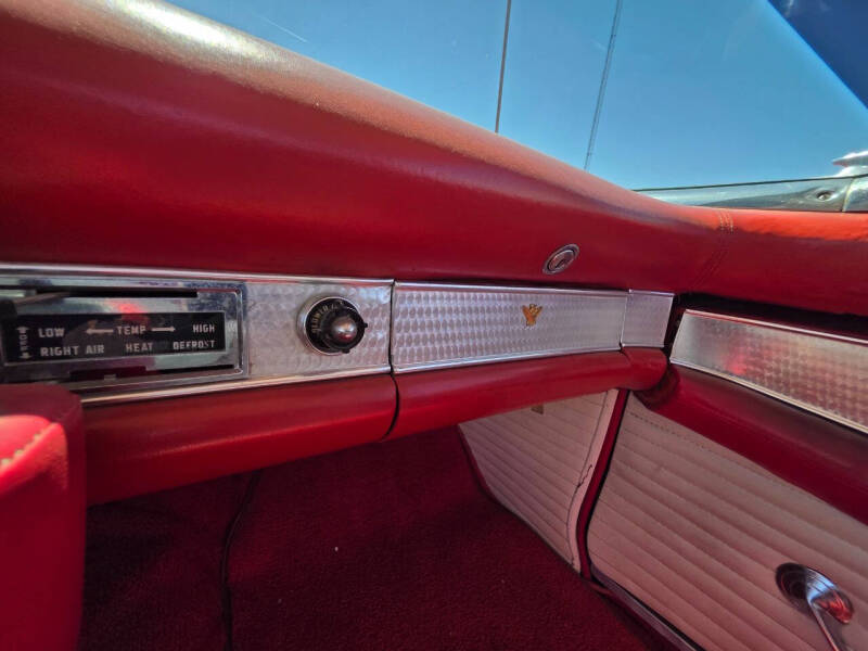 1955 Ford Thunderbird