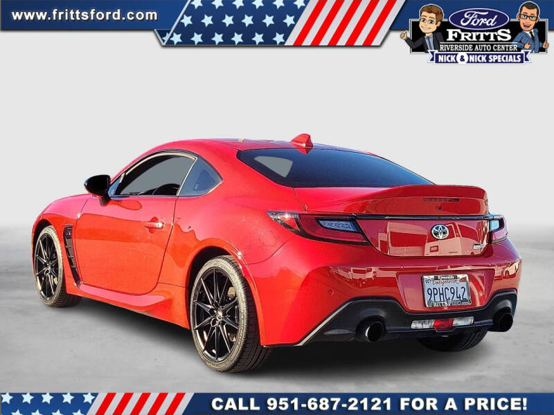 2024 Toyota GR86 Premium