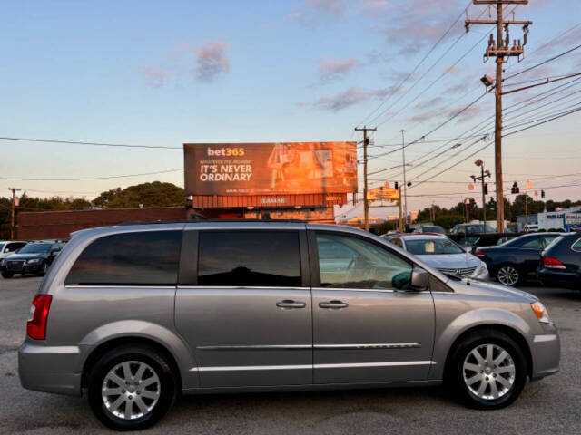 2016 Chrysler Town and Country for sale at Auto Nation in Norfolk, VA