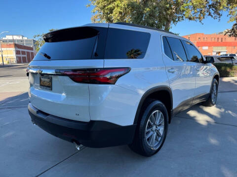 2022 Chevrolet Traverse LT Cloth