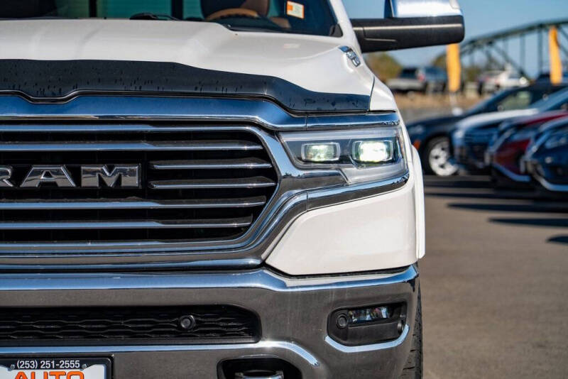 2019 RAM 1500 Laramie Longhorn