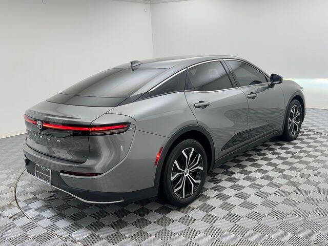 2024 Toyota Crown XLE