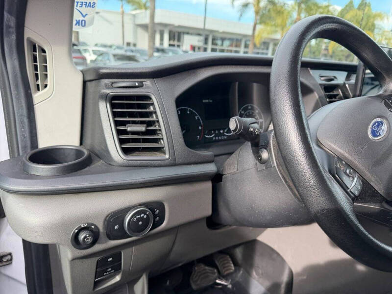 2023 Ford Transit 350 XLT