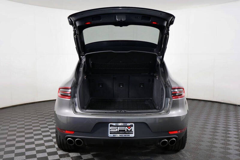 2016 Porsche Macan S