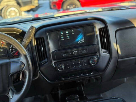 2018 Chevrolet Silverado 1500 Custom