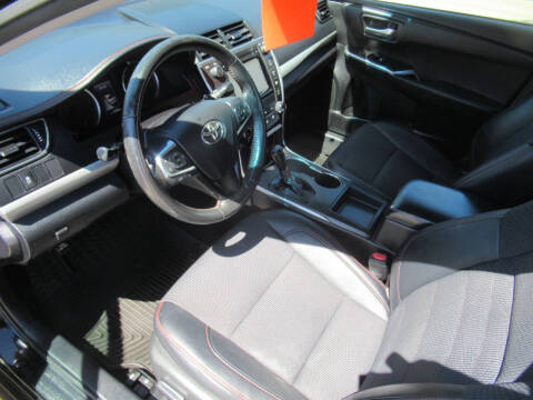 2017 Toyota Camry SE