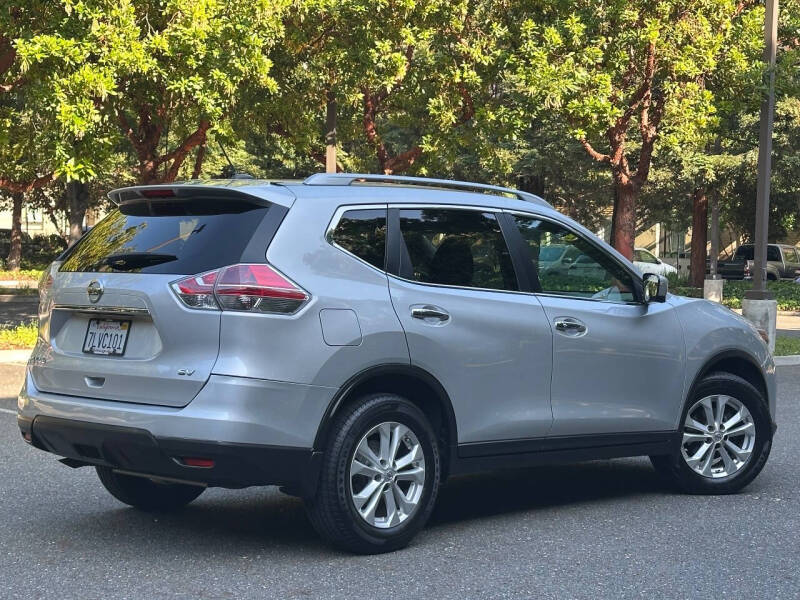 Image 9 of 2015 Nissan Rogue SV