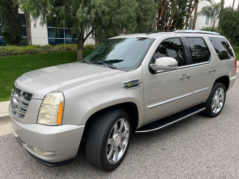 2009 Cadillac Escalade Hybrid for sale at GM Auto Group in Arleta CA