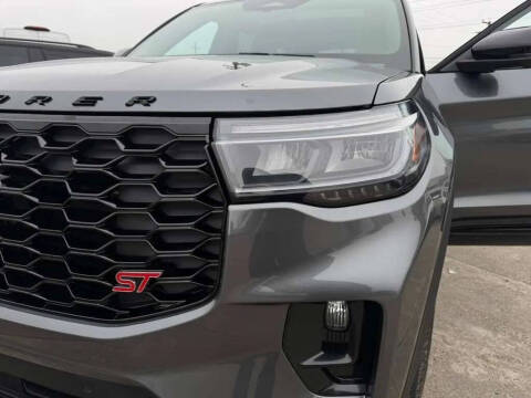 2025 Ford Explorer ST