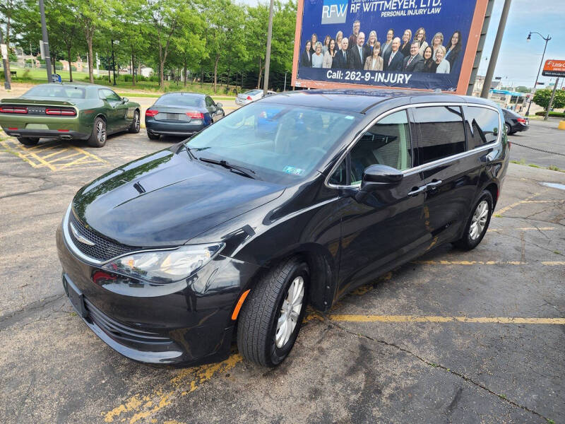 2018 Chrysler Pacifica LX