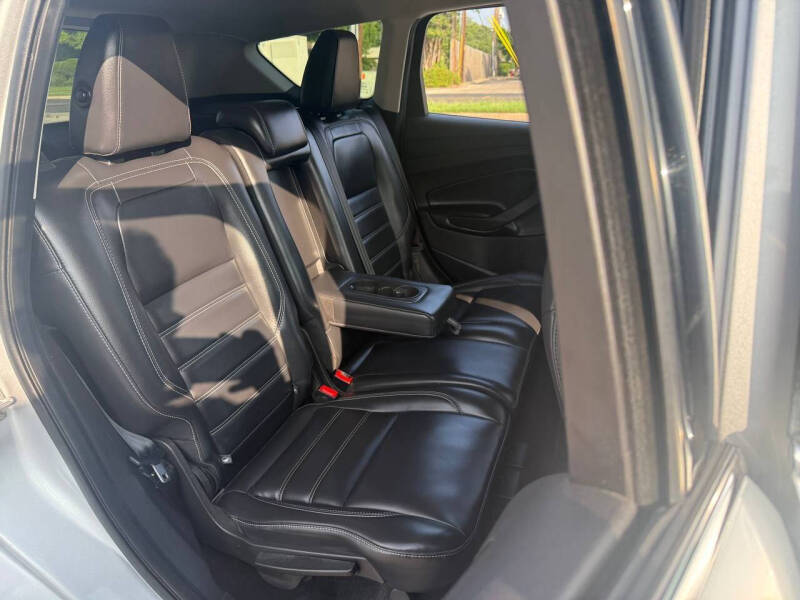 2019 Ford Escape SEL
