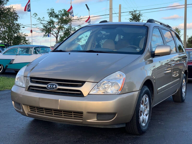 2006 Kia Sedona for sale at KD's Auto Sales in Pompano Beach FL